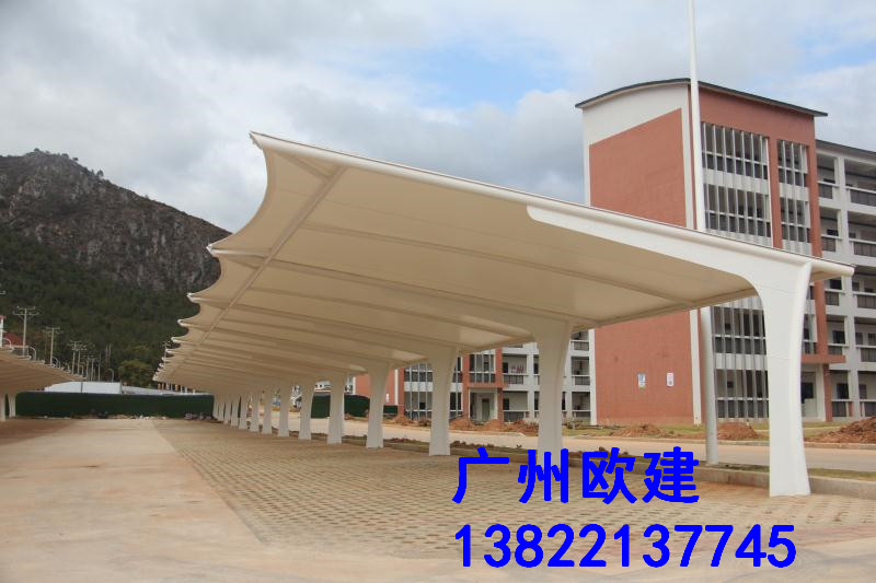膜結(jié)構(gòu)停車(chē)棚